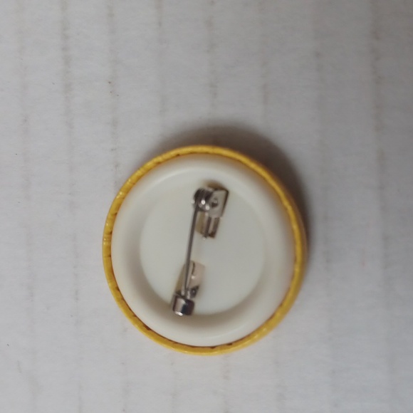 $4 Add-on Tiny Happy Face Pin - Picture 2 of 4